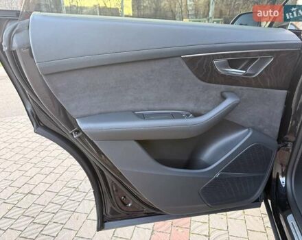 Черный Ауди Q8, объемом двигателя 2.97 л и пробегом 161 тыс. км за 58300 $, фото 23 на Automoto.ua