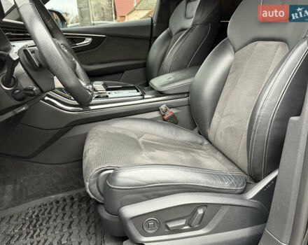 Черный Ауди Q8, объемом двигателя 3 л и пробегом 132 тыс. км за 56500 $, фото 42 на Automoto.ua