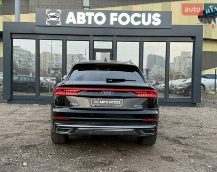 Чорний Ауді Q8, об'ємом двигуна 2.97 л та пробігом 60 тис. км за 70990 $, фото 4 на Automoto.ua