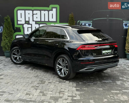 Ауді Q8 2021 у Києві на Automoto.ua Чорний Ауді Q8, об'ємом двигуна 2.97 л та пробігом 89 тис. км за 63990 $, фото 62 на Automoto.ua