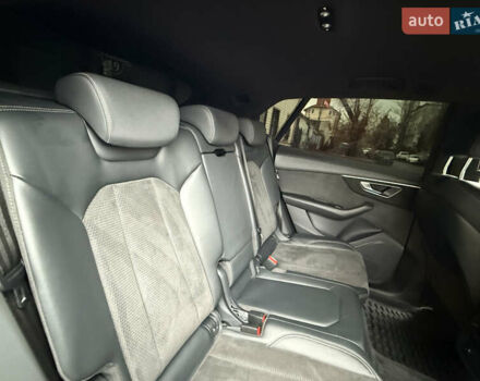 Черный Ауди Q8, объемом двигателя 3 л и пробегом 132 тыс. км за 56500 $, фото 53 на Automoto.ua