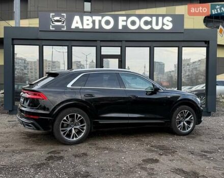 Чорний Ауді Q8, об'ємом двигуна 2.97 л та пробігом 60 тис. км за 70990 $, фото 5 на Automoto.ua