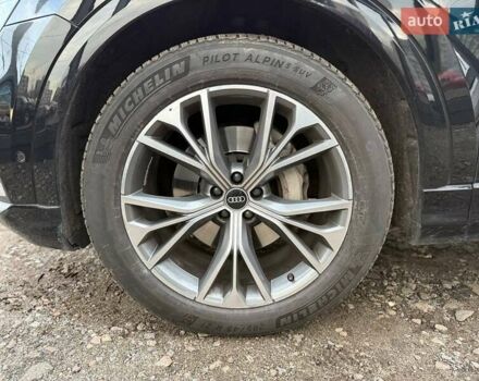 Чорний Ауді Q8, об'ємом двигуна 2.97 л та пробігом 60 тис. км за 70990 $, фото 27 на Automoto.ua