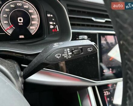 Чорний Ауді Q8, об'ємом двигуна 2.97 л та пробігом 60 тис. км за 70990 $, фото 21 на Automoto.ua