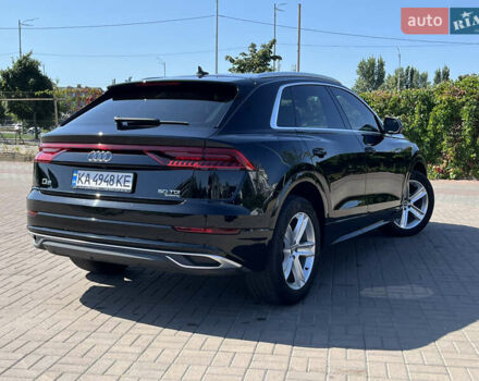 Черный Ауди Q8, объемом двигателя 3 л и пробегом 72 тыс. км за 69000 $, фото 3 на Automoto.ua