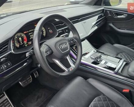 Черный Ауди Q8, объемом двигателя 2.97 л и пробегом 141 тыс. км за 67900 $, фото 14 на Automoto.ua