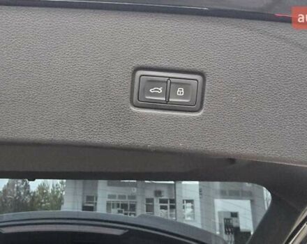 Черный Ауди Q8, объемом двигателя 2.97 л и пробегом 141 тыс. км за 67900 $, фото 21 на Automoto.ua