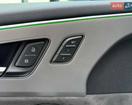 Чорний Ауді Q8, об'ємом двигуна 2.97 л та пробігом 60 тис. км за 70990 $, фото 17 на Automoto.ua