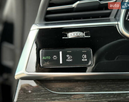 Черный Ауди Q8, объемом двигателя 2.97 л и пробегом 96 тыс. км за 65000 $, фото 43 на Automoto.ua