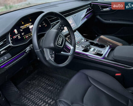 Черный Ауди Q8, объемом двигателя 3 л и пробегом 35 тыс. км за 58499 $, фото 22 на Automoto.ua