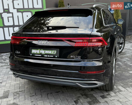 Ауді Q8 2021 у Києві на Automoto.ua Чорний Ауді Q8, об'ємом двигуна 2.97 л та пробігом 89 тис. км за 63990 $, фото 71 на Automoto.ua