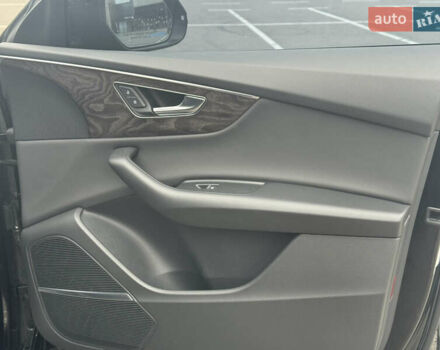 Чорний Ауді Q8, об'ємом двигуна 3 л та пробігом 36 тис. км за 55800 $, фото 26 на Automoto.ua