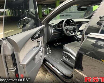 Черный Ауди Q8, объемом двигателя 3 л и пробегом 100 тыс. км за 67900 $, фото 6 на Automoto.ua