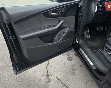 Черный Ауди Q8, объемом двигателя 2.97 л и пробегом 141 тыс. км за 67900 $, фото 13 на Automoto.ua