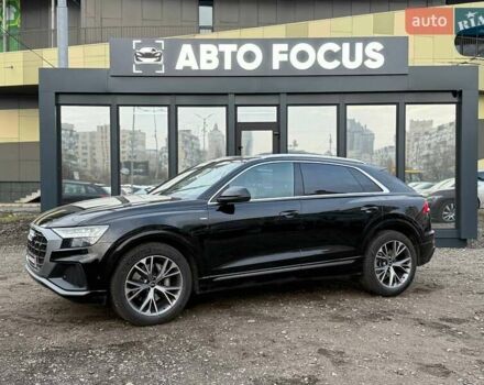 Чорний Ауді Q8, об'ємом двигуна 2.97 л та пробігом 60 тис. км за 70990 $, фото 2 на Automoto.ua