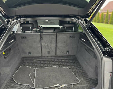 Ауді Q8 2021 у Сумах на Automoto.ua Чорний Ауді Q8, об'ємом двигуна 2.97 л та пробігом 75 тис. км за 69999 $, фото 7 на Automoto.ua