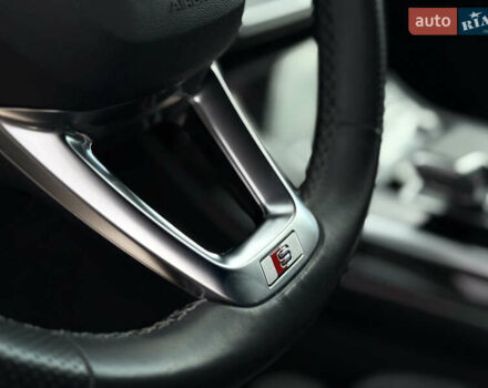 Черный Ауди Q8, объемом двигателя 2.97 л и пробегом 96 тыс. км за 65000 $, фото 36 на Automoto.ua