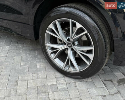 Ауді Q8 2021 у Києві на Automoto.ua Чорний Ауді Q8, об'ємом двигуна 2.97 л та пробігом 89 тис. км за 63990 $, фото 56 на Automoto.ua