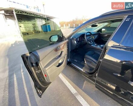 Черный Ауди Q8, объемом двигателя 3 л и пробегом 30 тыс. км за 65800 $, фото 12 на Automoto.ua