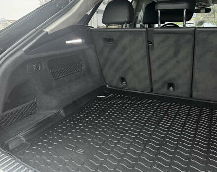 Черный Ауди Q8, объемом двигателя 3 л и пробегом 78 тыс. км за 73333 $, фото 15 на Automoto.ua