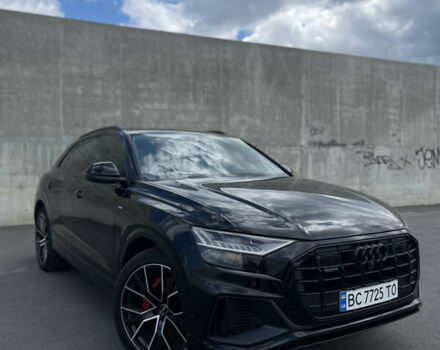 Черный Ауди Q8, объемом двигателя 3 л и пробегом 43 тыс. км за 67600 $, фото 1 на Automoto.ua