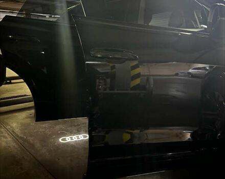 Чорний Ауді Q8, об'ємом двигуна 3 л та пробігом 75 тис. км за 73399 $, фото 20 на Automoto.ua