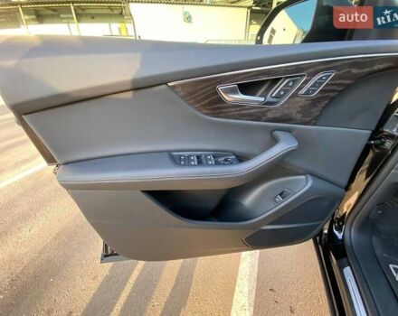 Черный Ауди Q8, объемом двигателя 3 л и пробегом 30 тыс. км за 65800 $, фото 17 на Automoto.ua