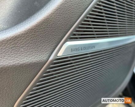 Черный Ауди Q8, объемом двигателя 3 л и пробегом 39 тыс. км за 81000 $, фото 13 на Automoto.ua