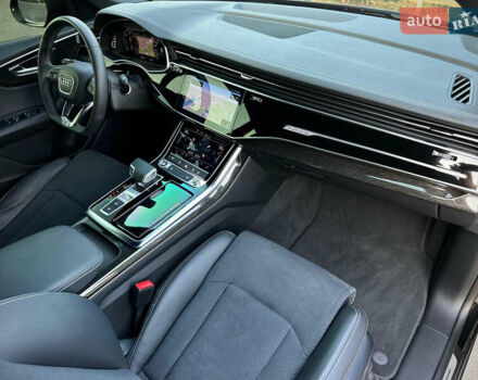 Черный Ауди Q8, объемом двигателя 2.97 л и пробегом 37 тыс. км за 83800 $, фото 85 на Automoto.ua