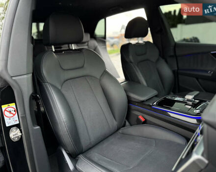 Черный Ауди Q8, объемом двигателя 2.97 л и пробегом 38 тыс. км за 87900 $, фото 73 на Automoto.ua