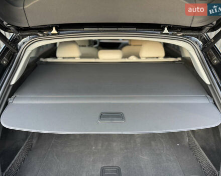 Черный Ауди Q8, объемом двигателя 0 л и пробегом 27 тыс. км за 54000 $, фото 35 на Automoto.ua