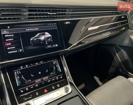 Чорний Ауді Q8, об'ємом двигуна 3 л та пробігом 10 тис. км за 102999 $, фото 21 на Automoto.ua