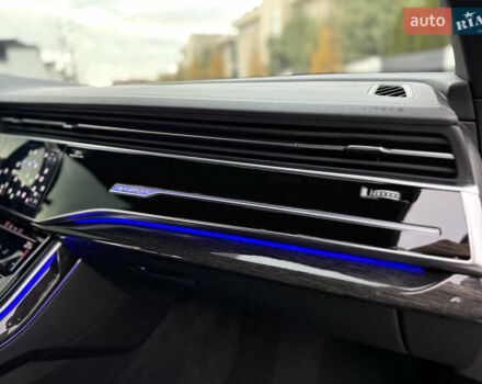 Черный Ауди Q8, объемом двигателя 2.97 л и пробегом 38 тыс. км за 87900 $, фото 74 на Automoto.ua