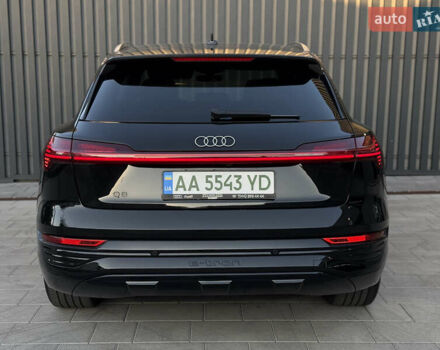 Чорний Ауді Q8, об'ємом двигуна 0 л та пробігом 29 тис. км за 52500 $, фото 3 на Automoto.ua