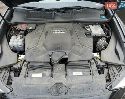 Черный Ауди Q8, объемом двигателя 3 л и пробегом 71 тыс. км за 55855 $, фото 11 на Automoto.ua