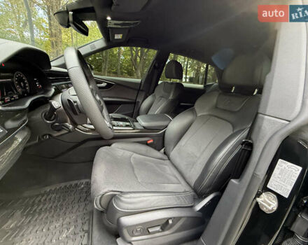 Черный Ауди Q8, объемом двигателя 2.97 л и пробегом 30 тыс. км за 92000 $, фото 24 на Automoto.ua