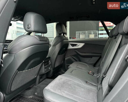 Черный Ауди Q8, объемом двигателя 2.97 л и пробегом 27 тыс. км за 88888 $, фото 48 на Automoto.ua