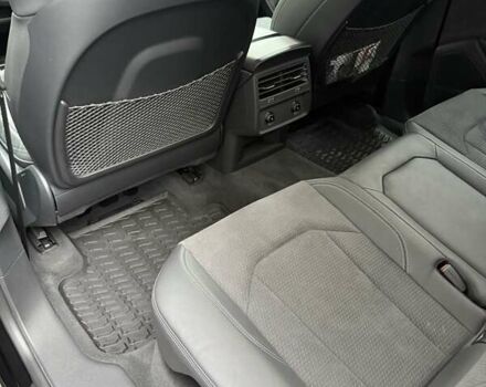 Черный Ауди Q8, объемом двигателя 2.97 л и пробегом 999 тыс. км за 97500 $, фото 20 на Automoto.ua