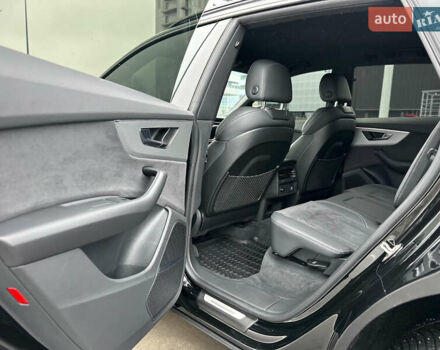 Черный Ауди Q8, объемом двигателя 2.97 л и пробегом 27 тыс. км за 88888 $, фото 44 на Automoto.ua