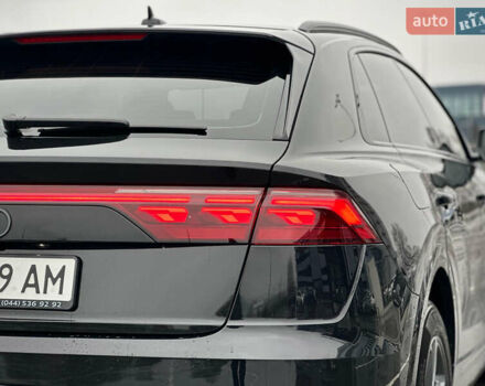 Черный Ауди Q8, объемом двигателя 2.97 л и пробегом 27 тыс. км за 88888 $, фото 1 на Automoto.ua