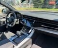 Черный Ауди Q8, объемом двигателя 3 л и пробегом 1 тыс. км за 105900 $, фото 82 на Automoto.ua