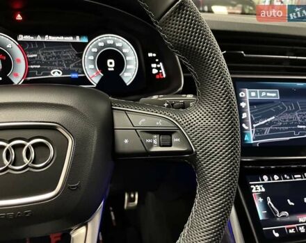 Черный Ауди Q8, объемом двигателя 2.97 л и пробегом 1 тыс. км за 112700 $, фото 49 на Automoto.ua