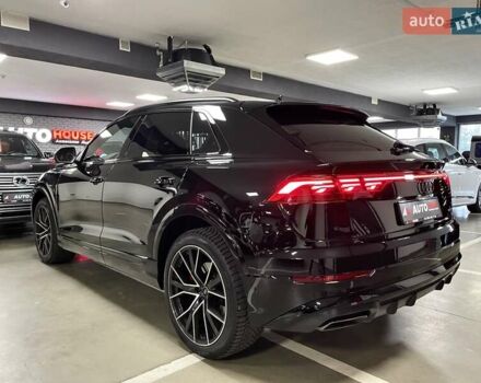 Черный Ауди Q8, объемом двигателя 2.97 л и пробегом 1 тыс. км за 112700 $, фото 12 на Automoto.ua