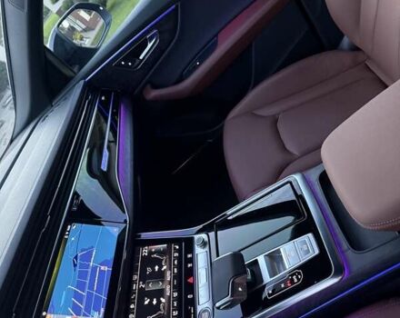 Черный Ауди Q8, объемом двигателя 3 л и пробегом 19 тыс. км за 92700 $, фото 5 на Automoto.ua