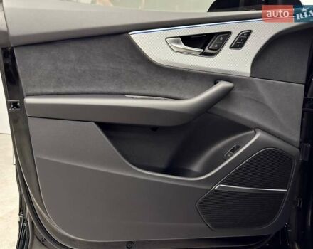 Черный Ауди Q8, объемом двигателя 2.97 л и пробегом 1 тыс. км за 113900 $, фото 17 на Automoto.ua