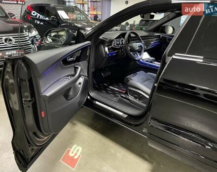 Черный Ауди Q8, объемом двигателя 2.97 л и пробегом 1 тыс. км за 112700 $, фото 24 на Automoto.ua