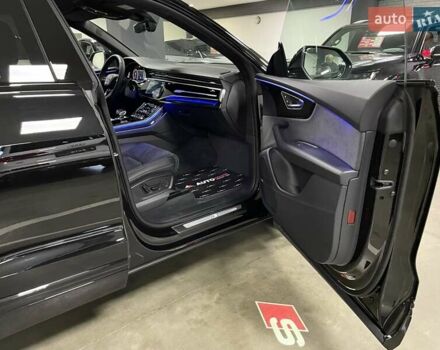 Черный Ауди Q8, объемом двигателя 2.97 л и пробегом 1 тыс. км за 112700 $, фото 40 на Automoto.ua