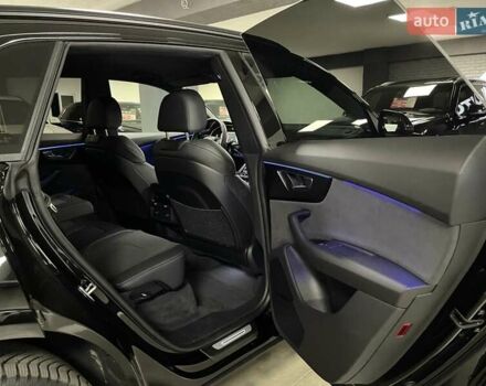 Черный Ауди Q8, объемом двигателя 2.97 л и пробегом 1 тыс. км за 112700 $, фото 37 на Automoto.ua