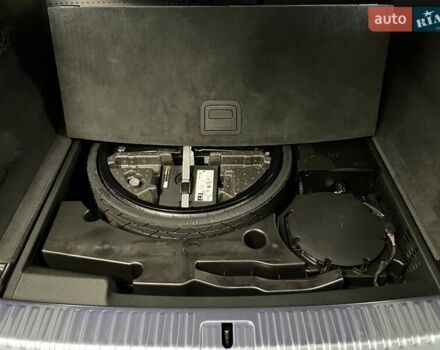 Черный Ауди Q8, объемом двигателя 2.97 л и пробегом 1 тыс. км за 112700 $, фото 23 на Automoto.ua