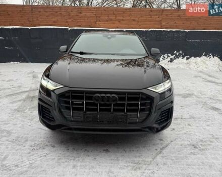Черный Ауди Q8, объемом двигателя 0 л и пробегом 61 тыс. км за 44500 $, фото 1 на Automoto.ua